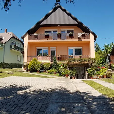 Edit - Biro Tours Nr 8 Апартаменты Вонярцвашхедь