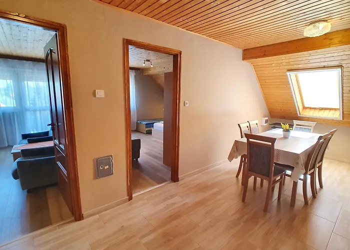 Apartment Edit - Biro Tours Nr 8 *